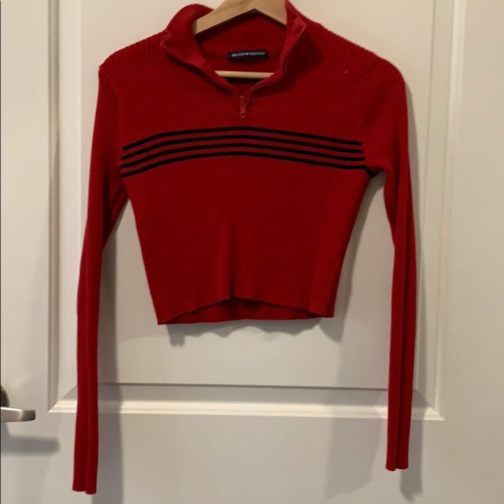 Brandy Melville Red Knit Long Sleeve Cropped Top
